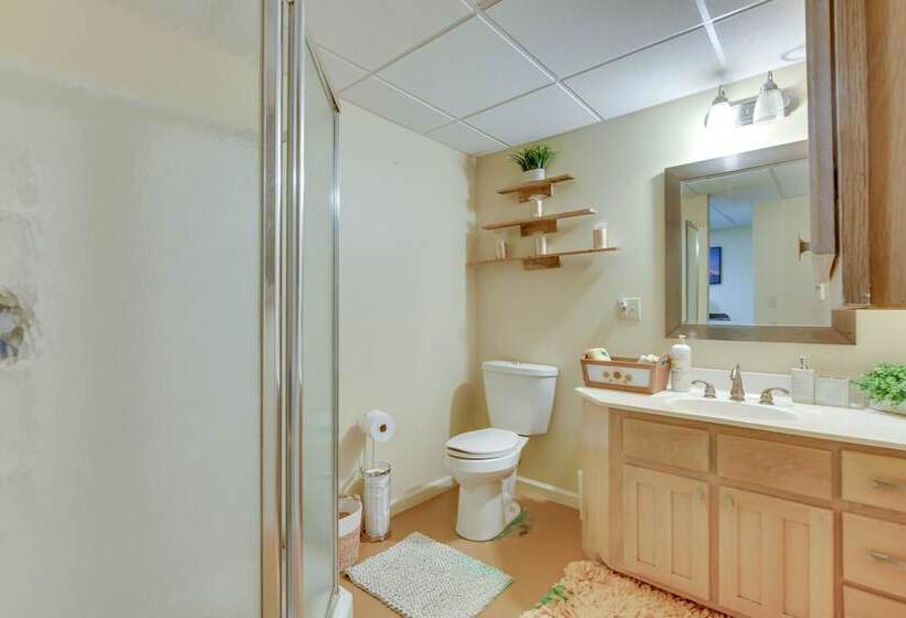 Pet Friendly Conyers Cabin   23 Miles To Atlanta!