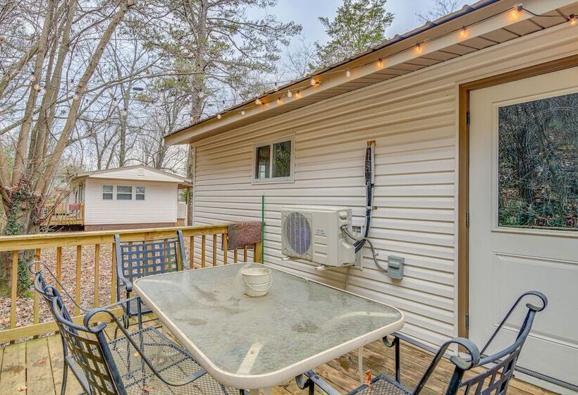 Pet Friendly Cottage ~ 8 Mi To Downtown Knoxville!