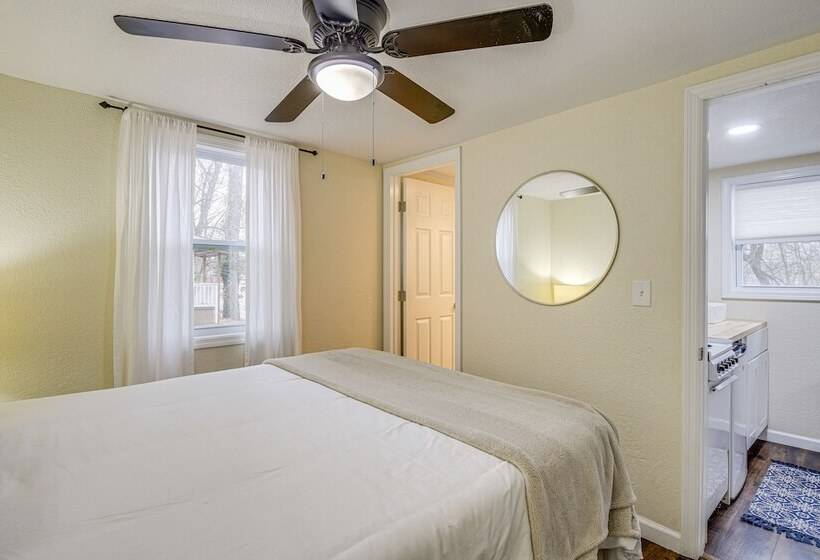 Pet Friendly Cottage ~ 8 Mi To Downtown Knoxville!