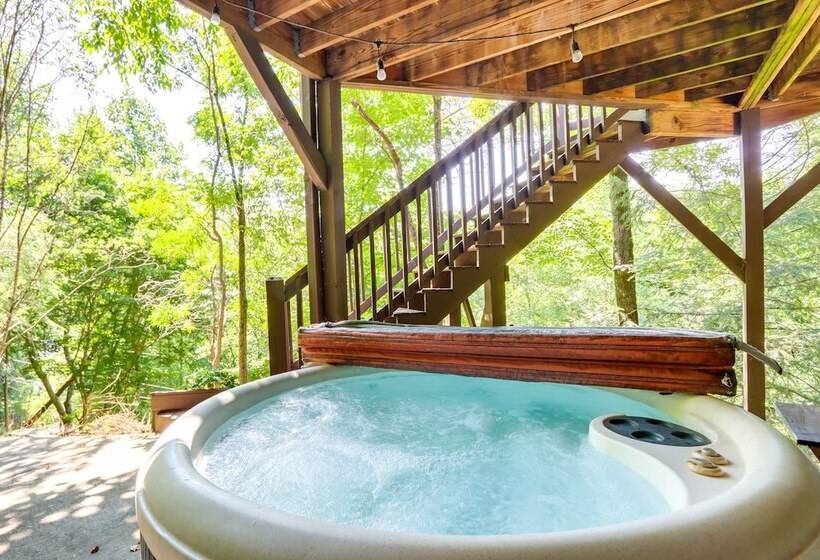 Pet Friendly Ellijay Home W/ Hot Tub + Game Room!