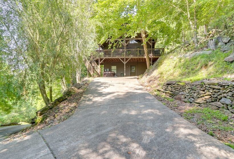 Pet Friendly Ellijay Home W/ Hot Tub + Game Room!