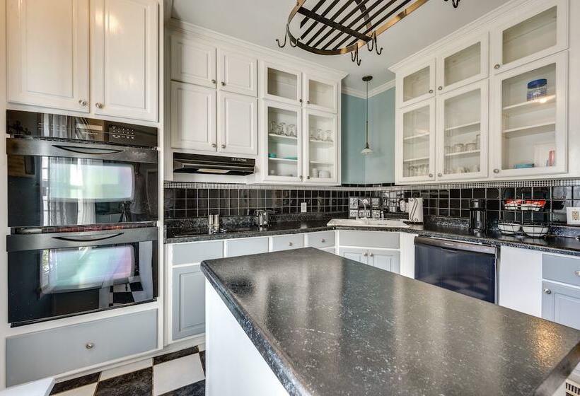 Pet Friendly Fort Valley Home W/ Private Pool