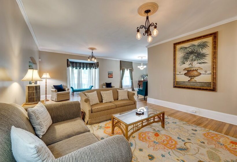 Pet Friendly Fort Valley Home W/ Private Pool