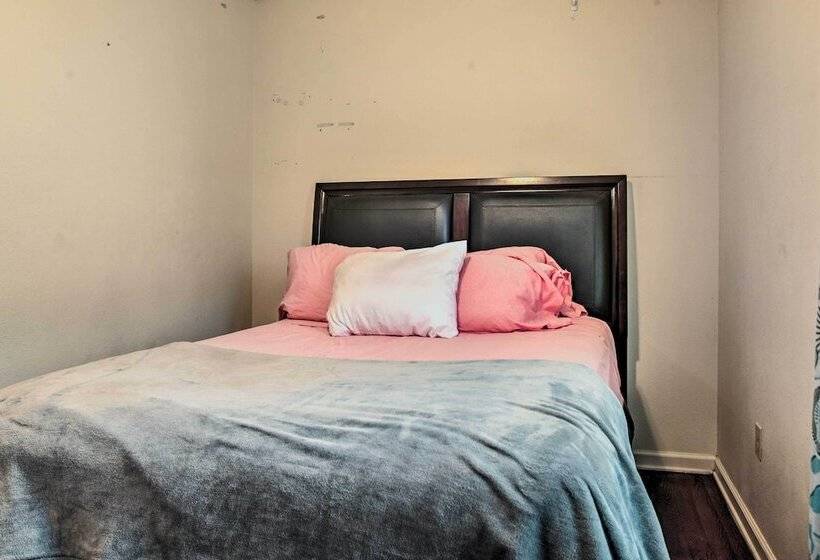 Pet Friendly Home < 3 Mi To French Quarter!