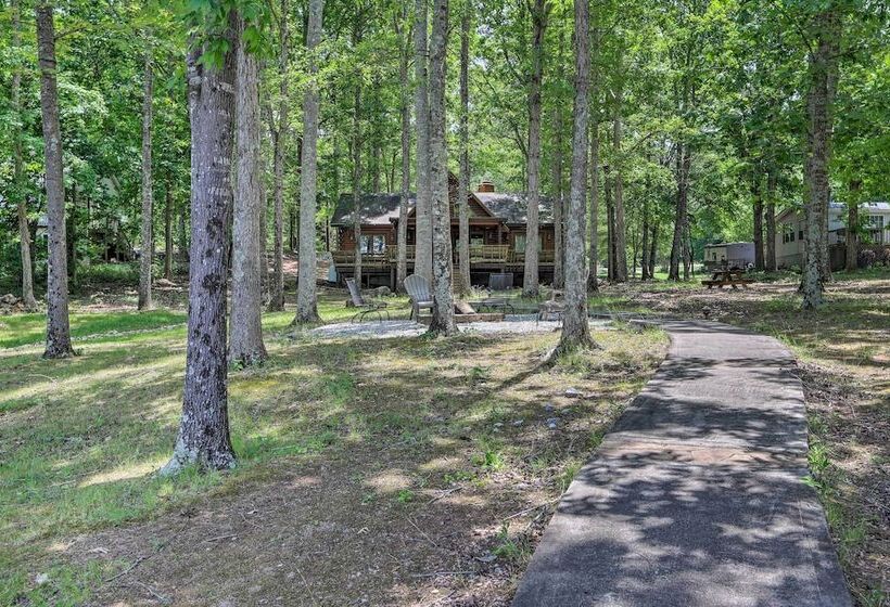 Pet Friendly Lake Oconee Cabin W/ Boat Dock!