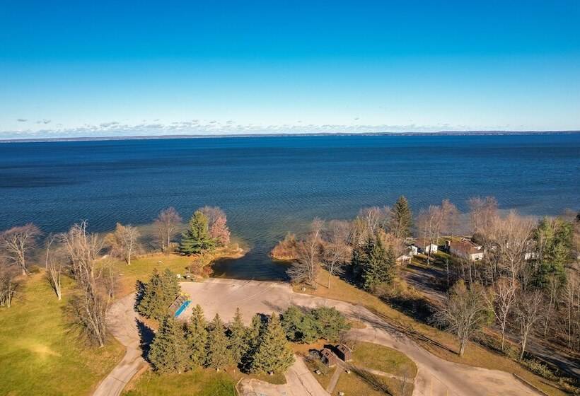 Pet Friendly Michigan Retreat W/ Fire Pit & Yard!