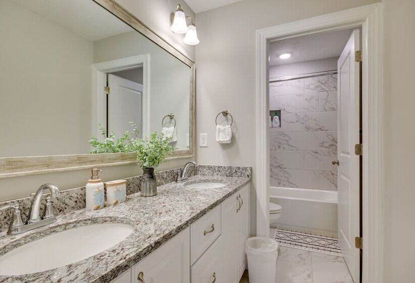 Pet Friendly & Spacious Grovetown Vacation Rental!