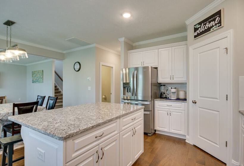 Pet Friendly & Spacious Grovetown Vacation Rental!