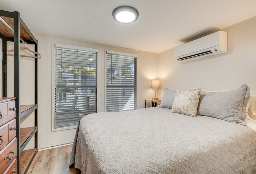 Pet Friendly Utah Cottage Near Zion National Park!