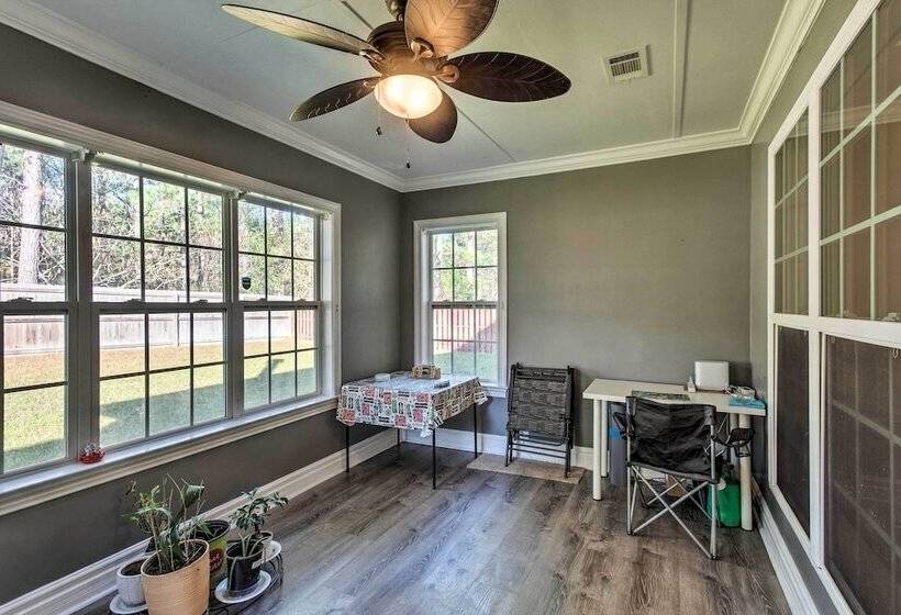 Pet Friendly Valdosta Home W/ Grill!