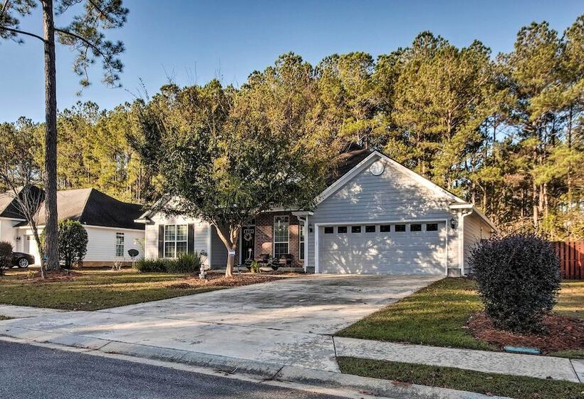 Pet Friendly Valdosta Home W/ Grill!