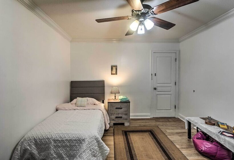 Pet Friendly Valdosta Home W/ Grill!