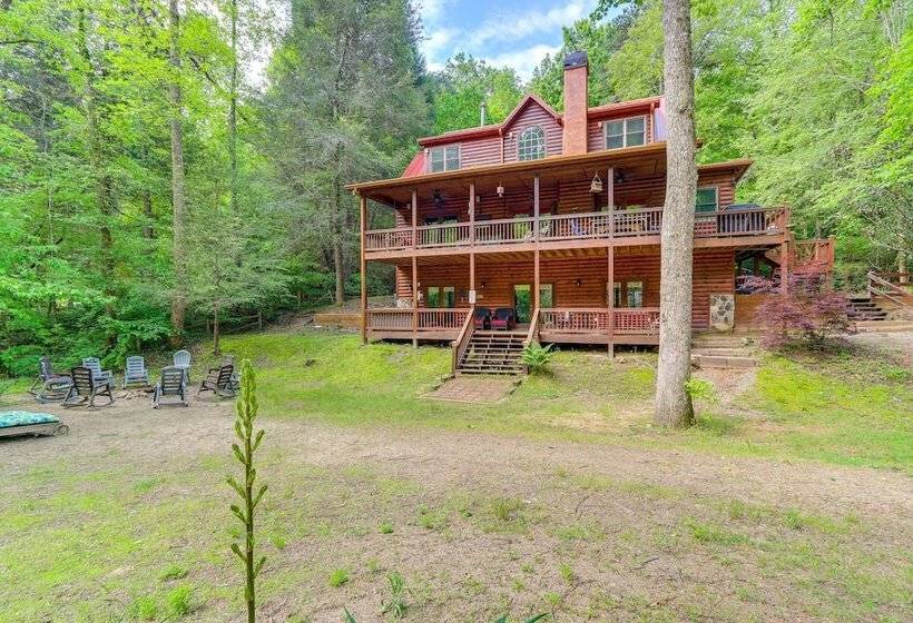 Private Cartecay River Home W/ Hot Tub & Game Room