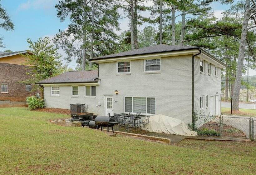 Quiet Decatur Home W/ Patio 13 Mi To Dtwn Atlanta!