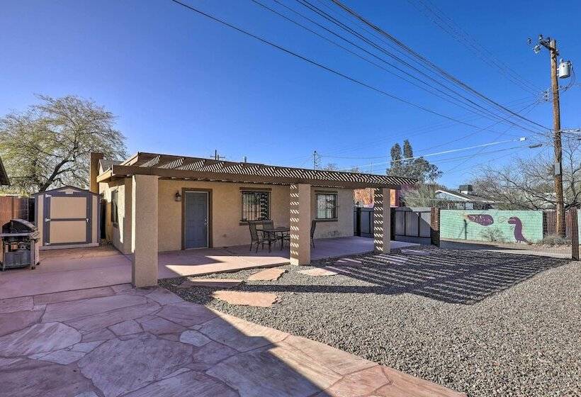 Ranch Style Retreat W/ Fire Pit < 1 Mi To U Of A!