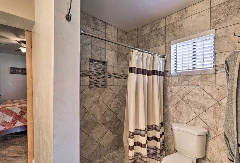 Ranch Style Retreat W/ Fire Pit < 1 Mi To U Of A!