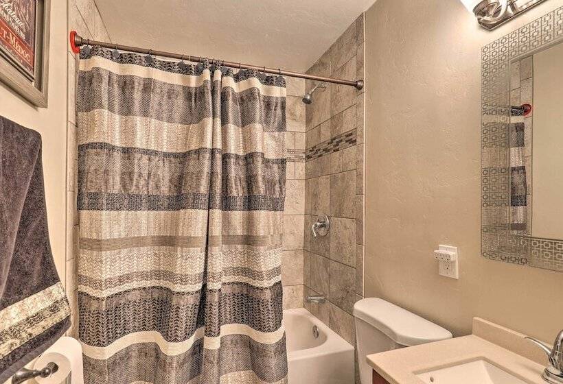 Ranch Style Retreat W/ Fire Pit < 1 Mi To U Of A!