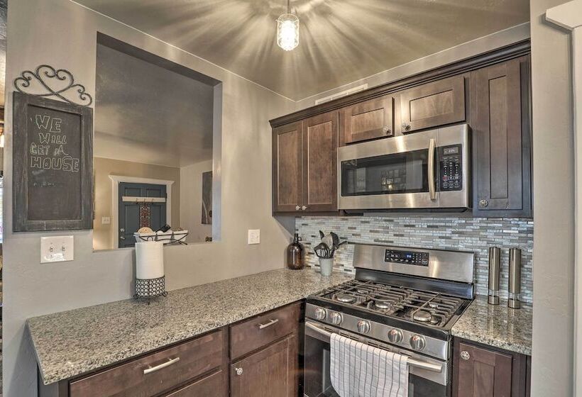 Ranch Style Retreat W/ Fire Pit < 1 Mi To U Of A!