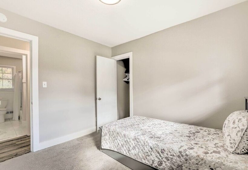 Decatur Home W/ Yard, 13 Mi To Downtown Atlanta!