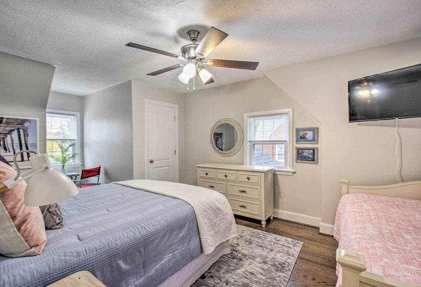 Renovated Lynchburg House ~ 2 Mi To Downtown!