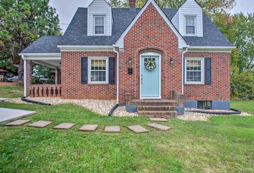 Renovated Lynchburg House ~ 2 Mi To Downtown!