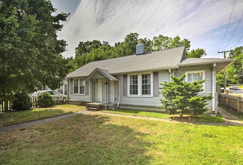 Renovated Pet Friendly Nashville Home W/ Pvt. Yard