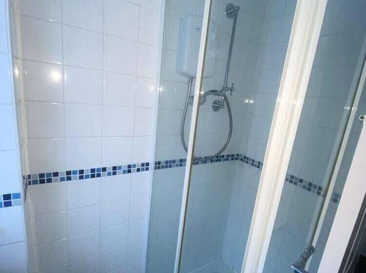 Резиденция Beautiful 4 Bed House In Billericay