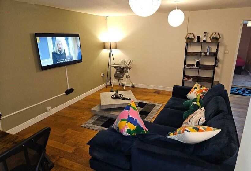 إقامة London 02 Arena Cool Off Family Hub