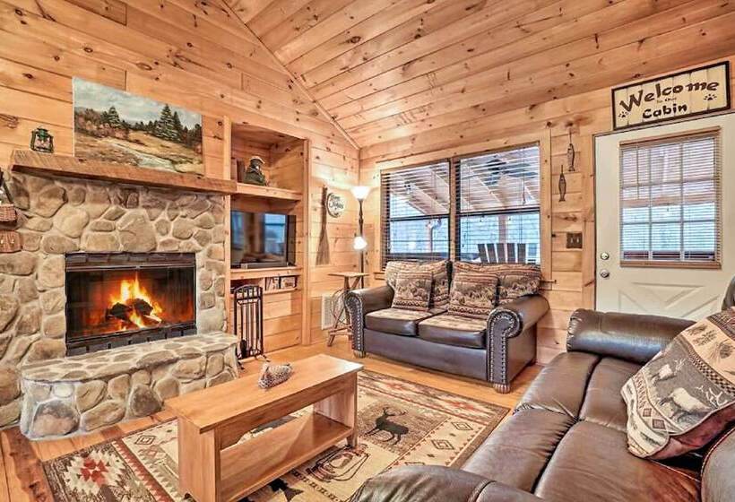 Riverfront Cabin W/ Hot Tub & Mountain Views!