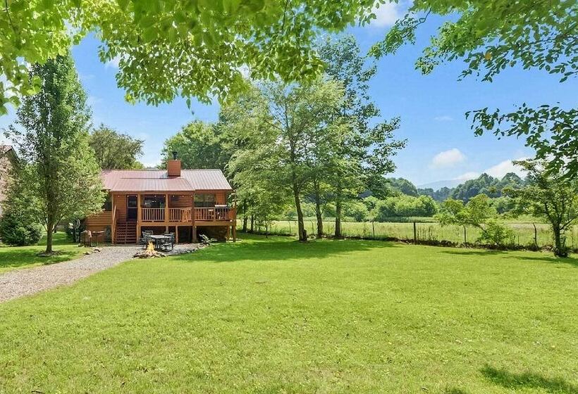 Riverfront Cabin W/ Hot Tub & Mountain Views!