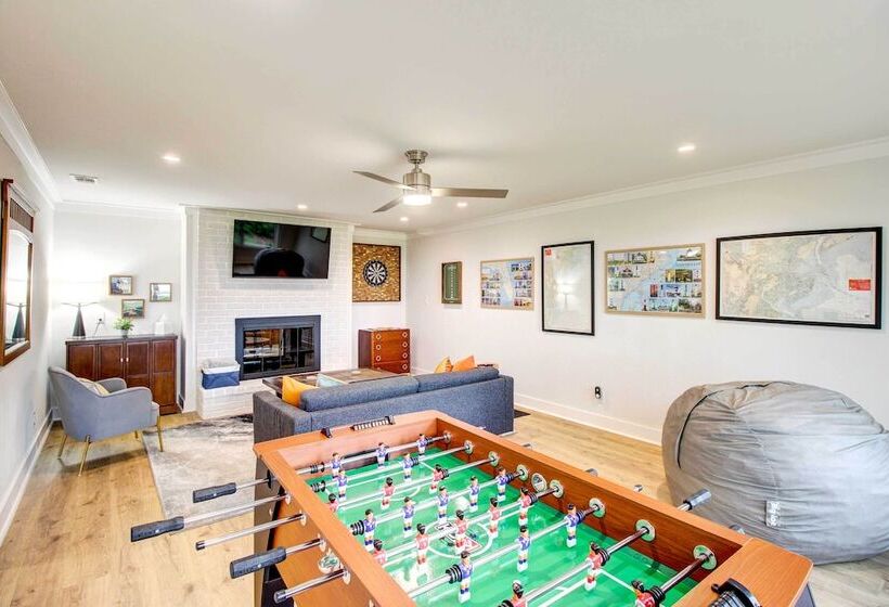 Riverfront Richmond Hill Home W/ Private Pool