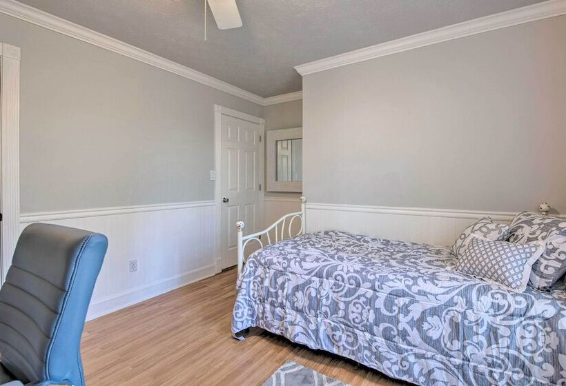 Roswell Home W/ Deck + Yard, 18 Mi To Truist Park!