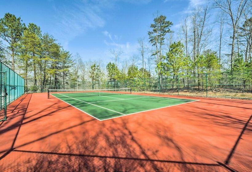 Rustic Ranger Cabin W/ Amazing Mountain Views