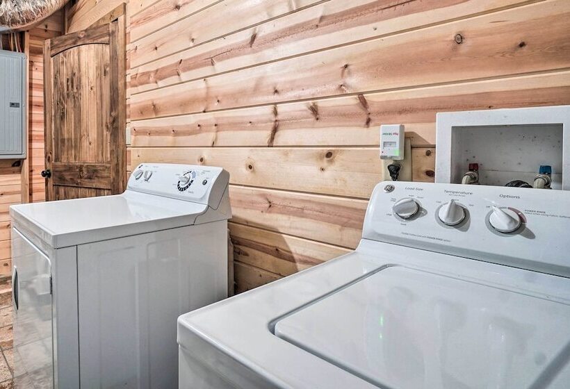 Secluded Blue Ridge Mtn Retreat W/ Indoor Hot Tub