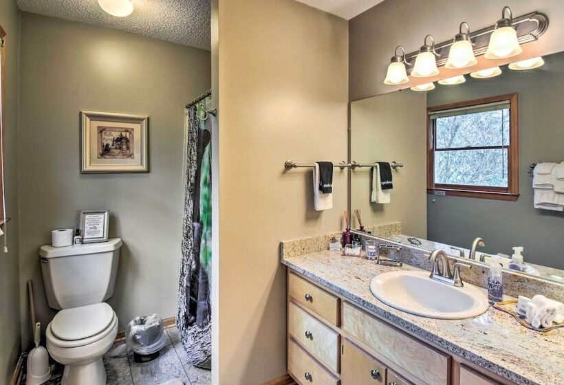 Secluded  Lavinder Laurel Leaf Cottage  Near Creek