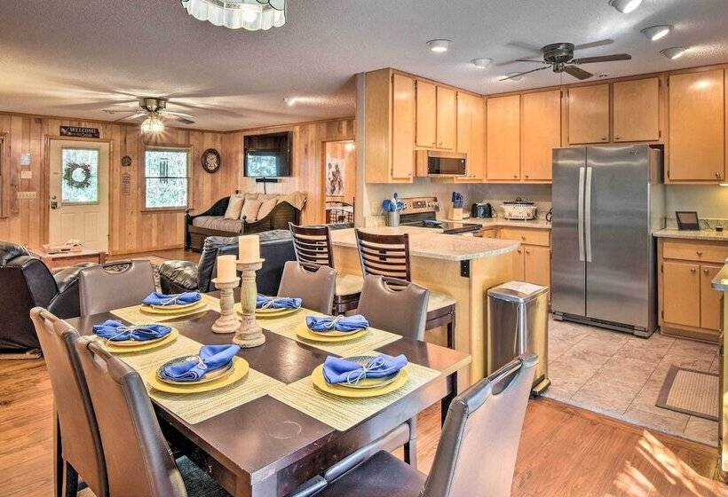 Secluded  Lavinder Laurel Leaf Cottage  Near Creek