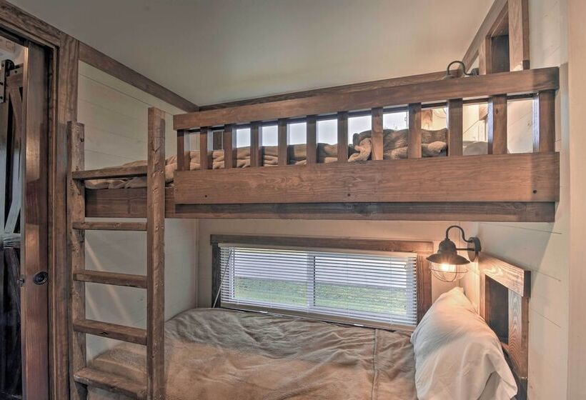 Secluded Morganton Tiny Home W/ Grills!