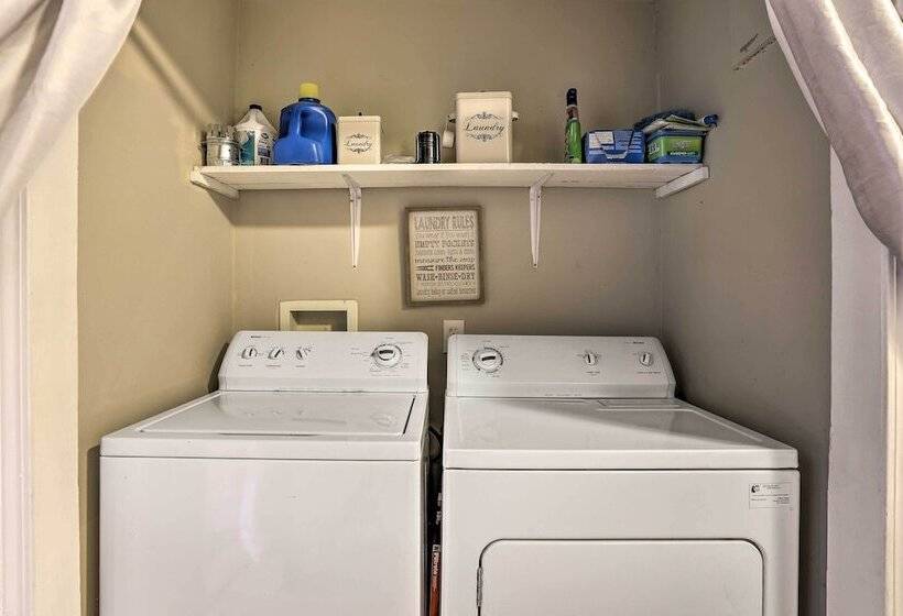 Secluded Rossville Retreat: 6 Miles To Chattanooga