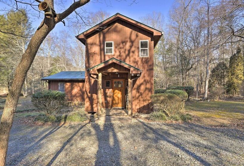 Serenity On The Creek Cabin + Hot Tub & Grill