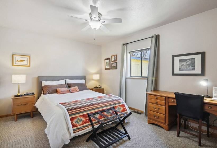 Single Tree Cottage   Walk To Downtown Chama!