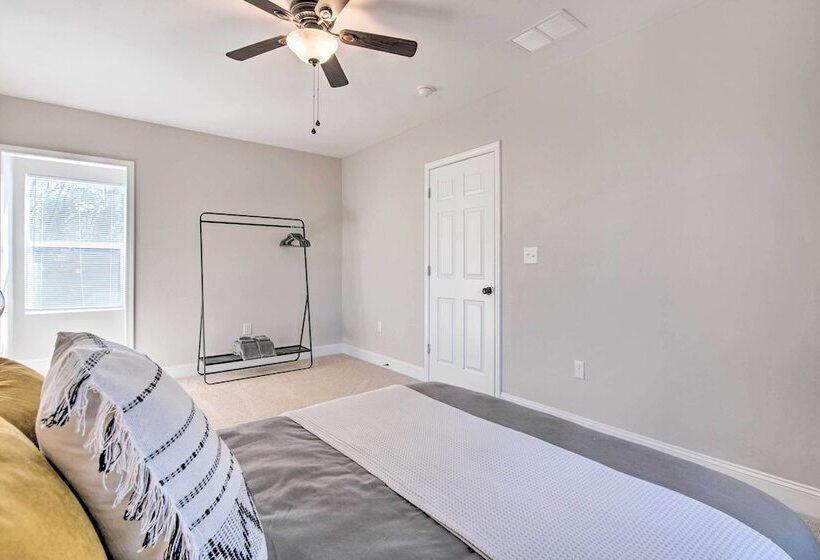 Sleek + Sunny Decatur Home Near Dtwn Atlanta!