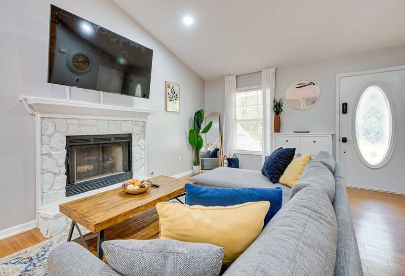 Smyrna Home W/ Deck & Patio: 17 Mi To Downtown Atl