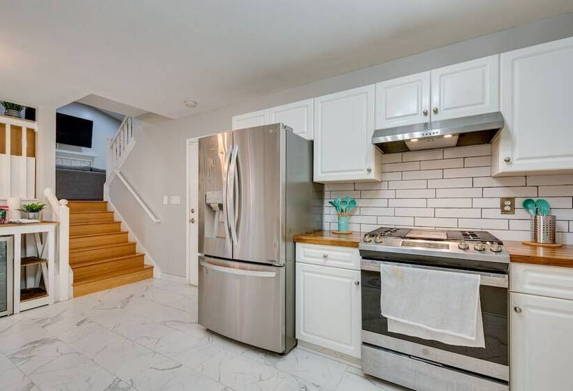 Smyrna Home W/ Deck & Patio: 17 Mi To Downtown Atl