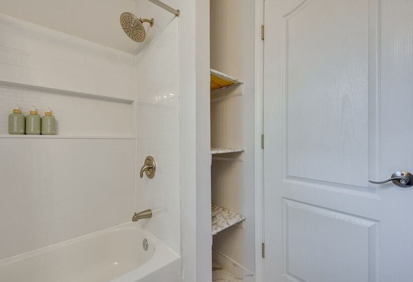 Smyrna Home W/ Deck & Patio: 17 Mi To Downtown Atl