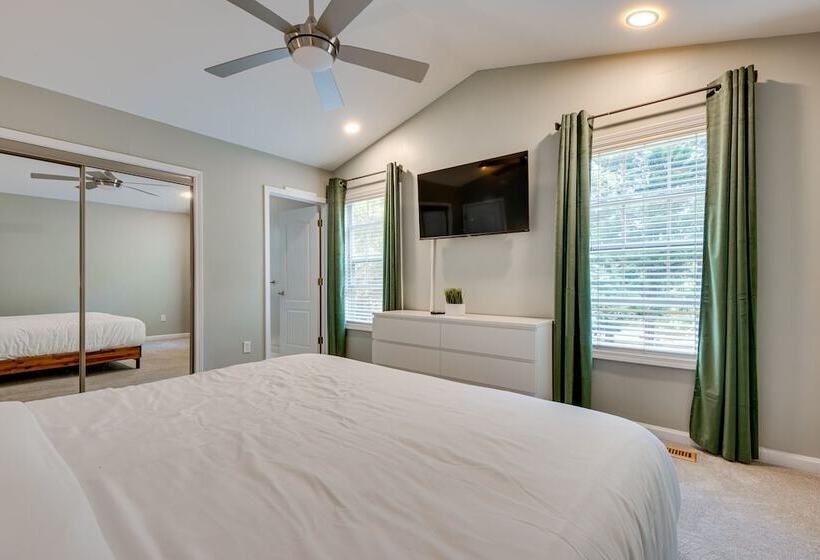 Smyrna Home W/ Deck & Patio: 17 Mi To Downtown Atl