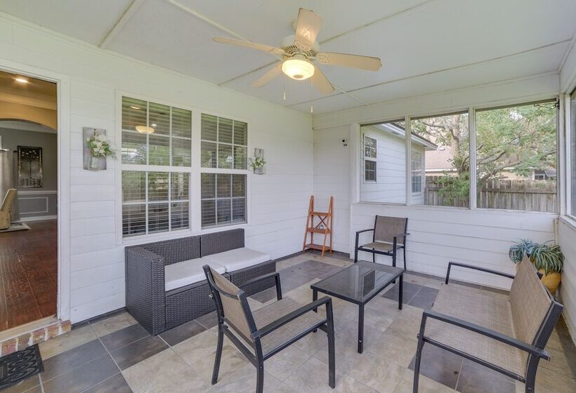 Southern Georgia Home W/ Yard: 8 Mi To Moody Afb