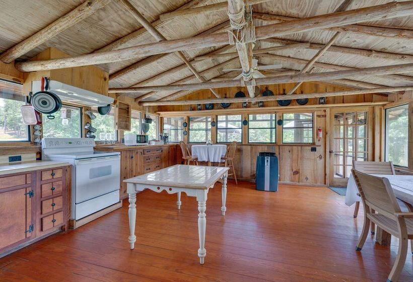 Spacious Buena Vista Cabin W/ Lake Views & Deck