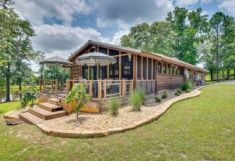 Spacious Buena Vista Cabin W/ Lake Views & Deck