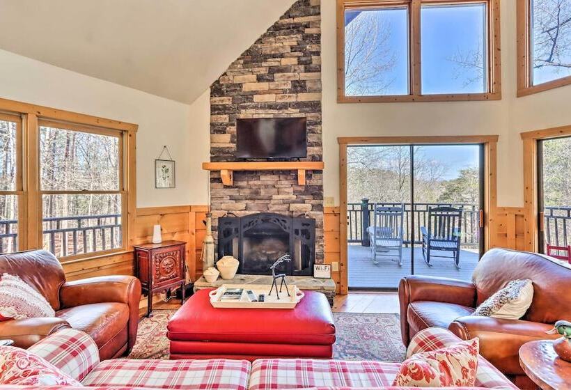Spacious Ellijay Resort Home W/ Hot Tub!