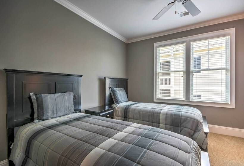 Spacious Family Friendly Retreat W/ Winter Rates!